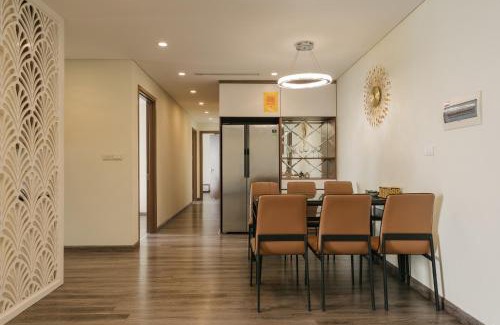 Dong Da Apartment | Hi-Home Suites - City view in HongKong Tower