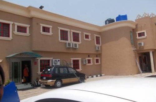 Oshodi-Isolo Cabin | Hi Point Hotel and Suites - Deluxe