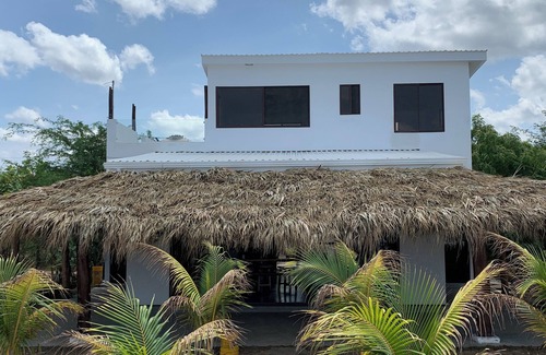 Jiquelite House | Hi5 Surf House, beach front home at Playa Popoyo