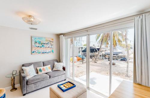 Sexton Cove Estates House | Hibiscus Vistas