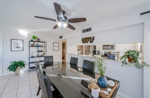 Clearwater Beach Condo | Hidden Beach Retreat | Pool | Steps from the sand