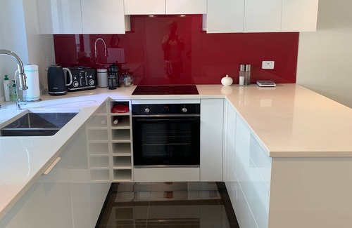 Auckland Central Business District House | Hidden City Townhouse - short walk to Harbour