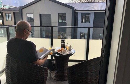 Auckland Central Business District House | Hidden City Townhouse - short walk to Harbour