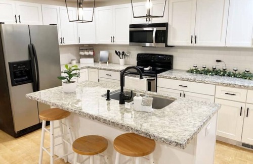 Berrien Springs House | Hidden Cottage Near Notre Dame