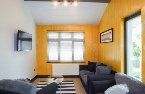 Lettermacaward Cabin | HIDDEN GEM CABIN, with a garden in Lettermacaward, County Donegal