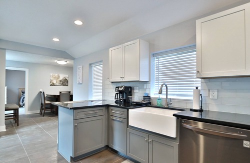 Little Italy House | Hidden Gem of Little Italy - Walk DT/Near Zoo