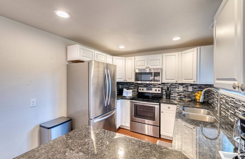 Renton House | Hidden Gem of Renton ❇ 4 BD/2 BA Home ❇ Glam Bath