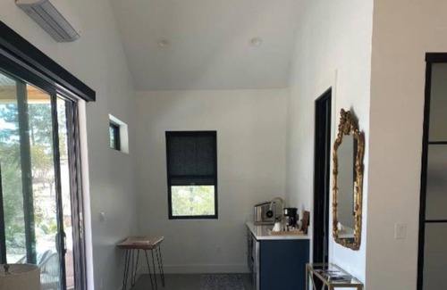 Temecula Apartment | Hidden Hacienda King Room with Garden View