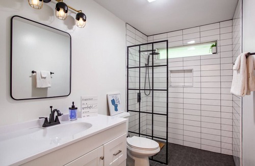 Baneberry House | Hidden Lake Retreat - Lake View/Access & Fire Pit!