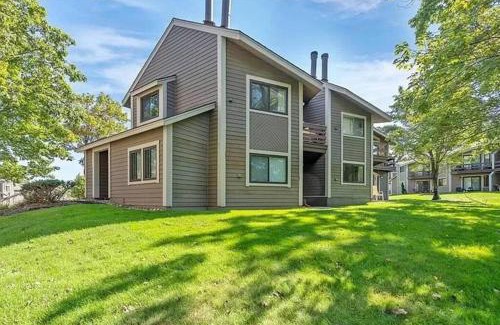 Hidden Valley Apartment | Hidden Valley -1 BR w/Loft -2 Min. walk to Pool/Ten