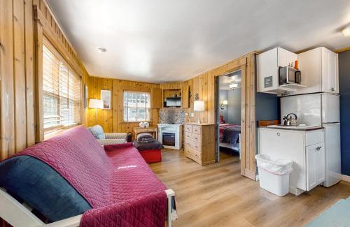 Downtown Cannon Beach House | Hidden Villa Cottage #1 - The Nautical Cottage