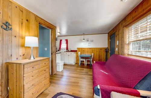 Downtown Cannon Beach House | Hidden Villa Cottage #1 - The Nautical Cottage