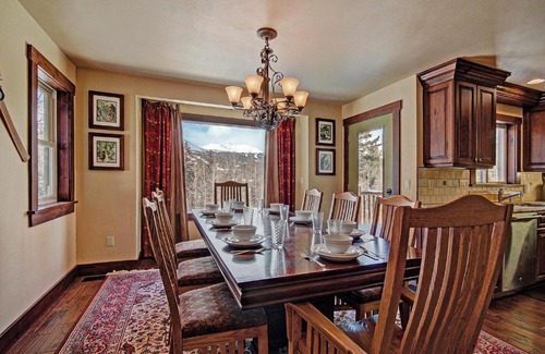 Wellington House | High Point Chateau