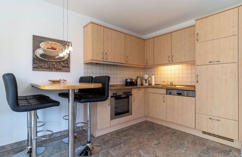 St. Peter-Ording Apartment | High-quality 3-room ground floor apartment directly on the dike with terrace for 4 pers.