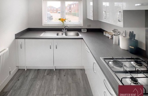 High Wycombe House | High Wycombe - Garden, Parking, 2Bed