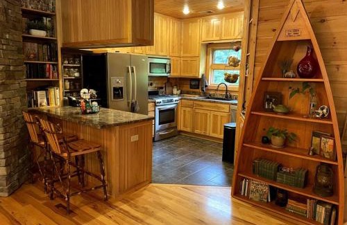 Keene House | Highbridge River Cabin