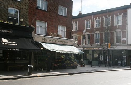 Highbury Apartment | Highbury - great secure location, easy access to City and West End.