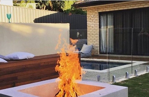 Highbury House | Highbury House - City2Barossa Entertainer