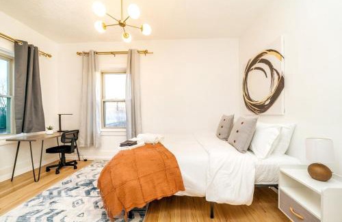 East Avenue Apartment | Highfall Hideaway Your Cozy Escapewi-fitvpets