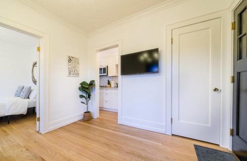 East Avenue Apartment | Highfall Hideaway Your Cozy Escapewi-fitvpets