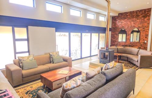 Dullstroom House | Highland Peace Haven In Dullstroom