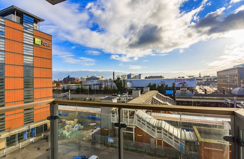 Slough Apartment | Highlife Lexington Apartments