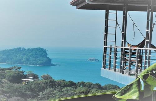 Quepos Condo | Hight-View on National-Park and Manuel-Antonio Bay