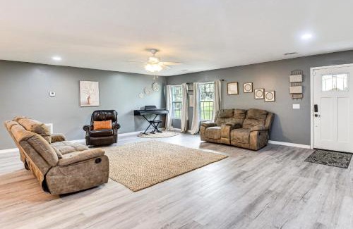 Silver Springs House | Hike, Fish and Explore Retreat in Silver Springs!