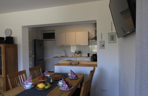 Schleiden Apartment | Hiking room, shower/WC - first floor - Haus Paulus