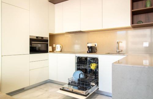 Vila Nova de Gaia Apartment | HILCROWN 39 Studios by LovelyStay