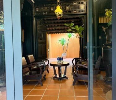 Thuy Xuan Hotel | Hill Bungalow