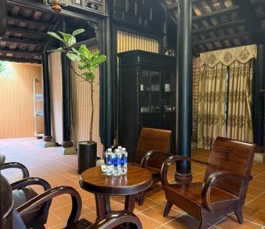 Thuy Xuan Hotel | Hill Bungalow