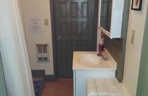 Hampton House | Hill House Cottage