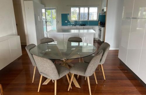 Ascot Apartment | Hill top 2-bedroom home with charming view