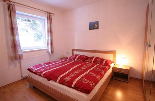 Scheffau am Wilden Kaiser Apartment | Hill view Apartment in Scheffau with Terracer