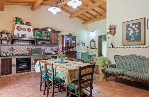 Maletto Villa | Hill-View Villa in Maletto with Garden