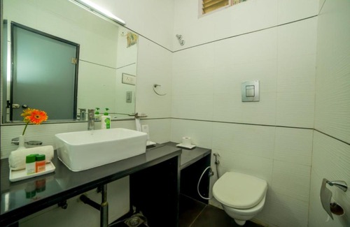 Begumpet Bed & Breakfast | HILL VIEW (VOILA TRANQUIL'N) BEGUMPET