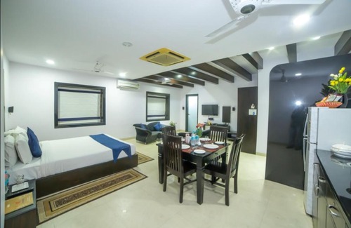 Begumpet Bed & Breakfast | HILL VIEW (VOILA TRANQUIL'N) BEGUMPET