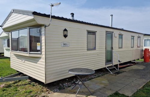 Dymchurch Apartment | Hillcrest