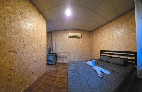 Laem Klat Hotel | Hillhouse resort