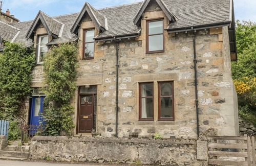 Kingussie Cottage | Hillside East