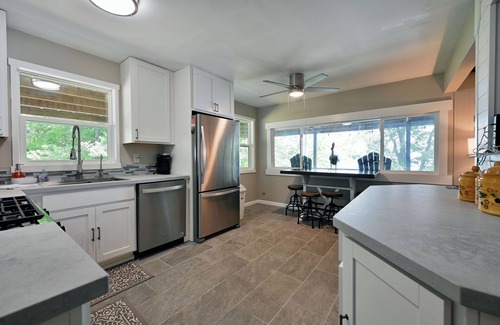 Stone Lake Cabin | Hillside Hideaway: Breathtaking Sunsets and Family Bliss on Lac Courte Oreilles