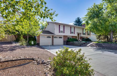 Northeast Colorado Springs Apartment | Hillside Place with Mountain Views about 8 Mi to Dtwn!