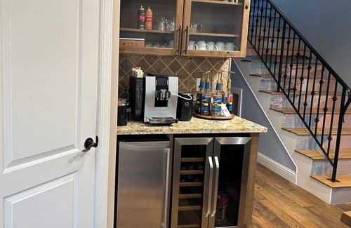 Arroyo Grande House | Hillside view with hot tub