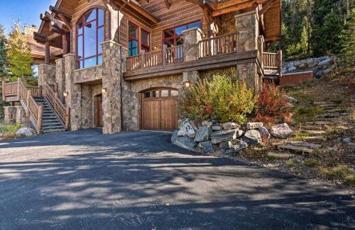 Sunbeam Estates House | Hilltop Breck Home Hot Tub, Views and Walk to Town