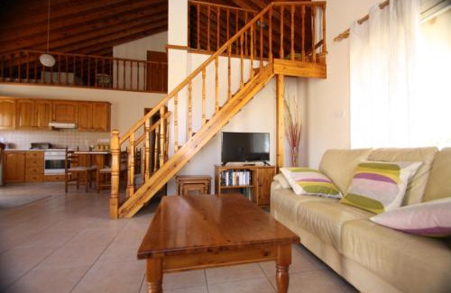 Pissouri Villa | Hilltop Chalet
