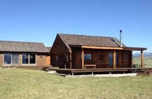 Virginia City Ranches Cabin | Hilltop Haven! Views and Privacy!