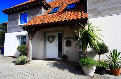 Hunmanby House | Hilltop House