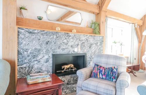 Hunmanby House | Hilltop House