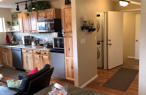 Mount Vernon Apartment | Hilltop House Studio, Hilltop Getaway with Amazing Views of Lookout Mountain